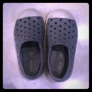 Old Navy Gray Baby Croc-Like Shoes